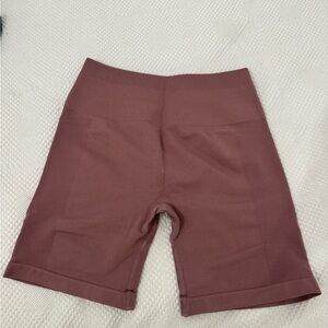 Aurola gym shorts